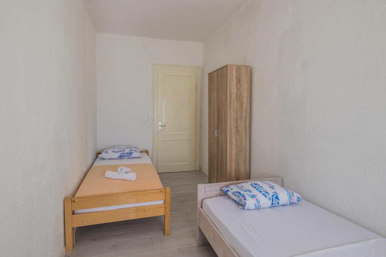 Seafront Apartments Karlo Kaštela Zewnętrze zdjęcie