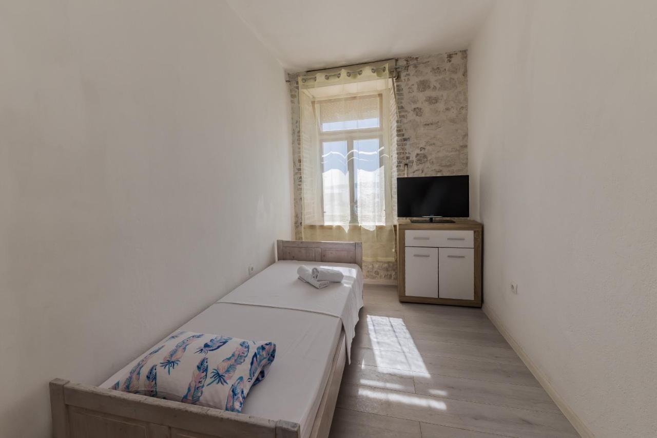Seafront Apartments Karlo Kaštela Zewnętrze zdjęcie