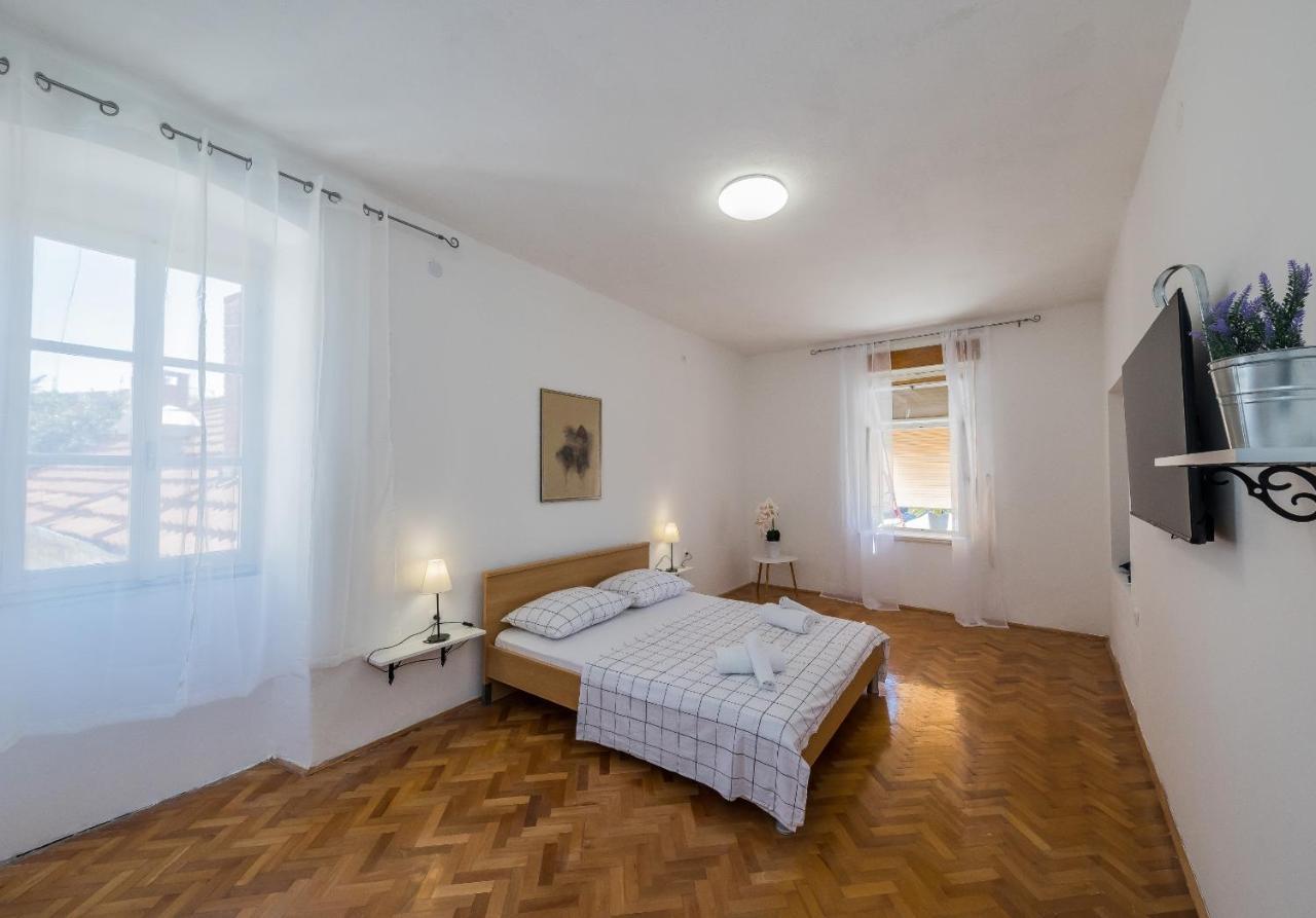 Seafront Apartments Karlo Kaštela Zewnętrze zdjęcie