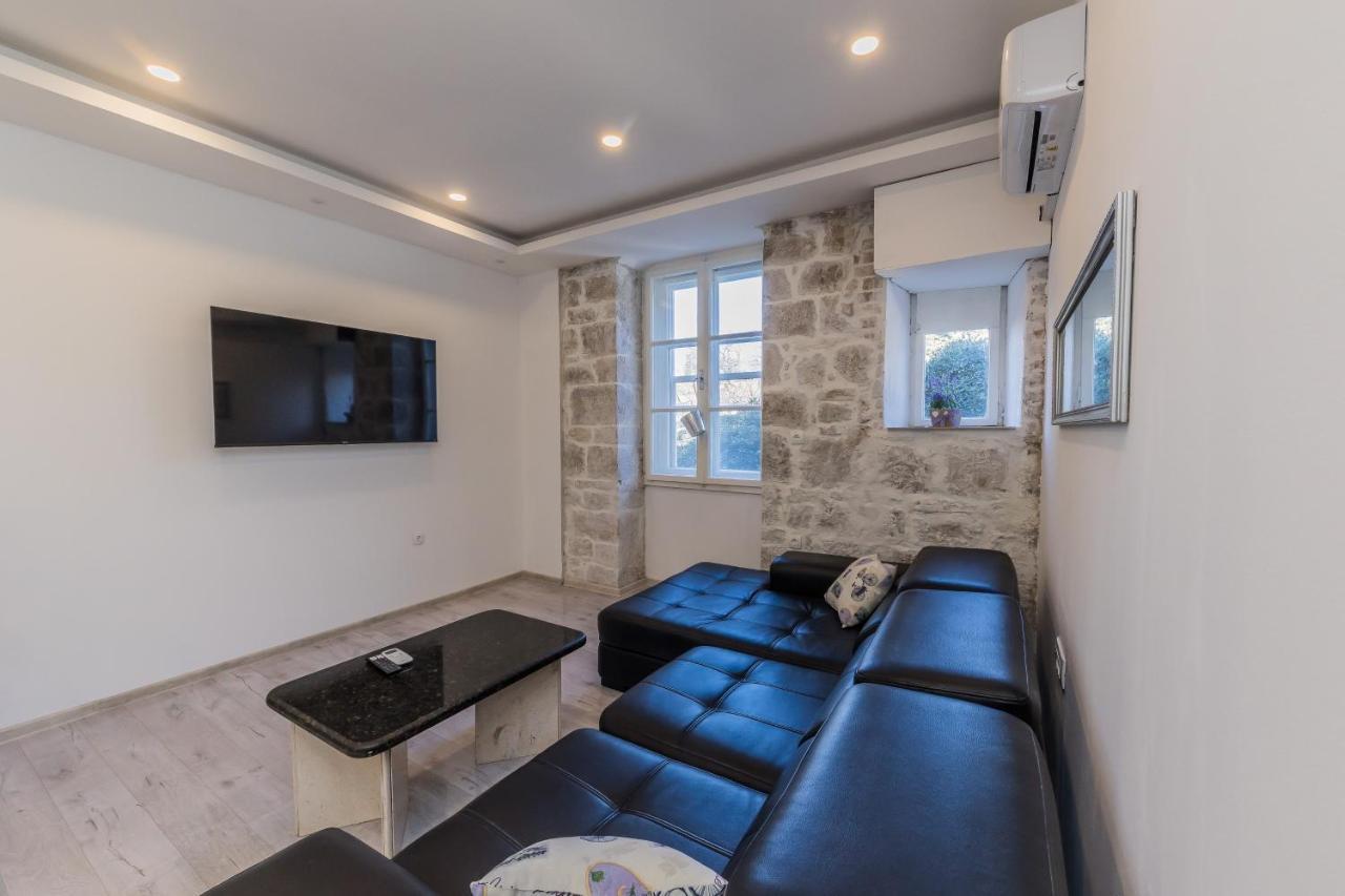 Seafront Apartments Karlo Kaštela Zewnętrze zdjęcie