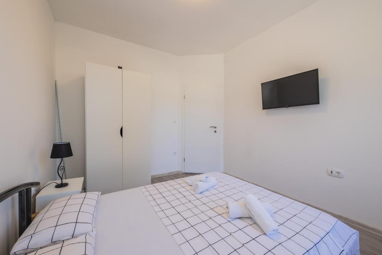 Seafront Apartments Karlo Kaštela Zewnętrze zdjęcie