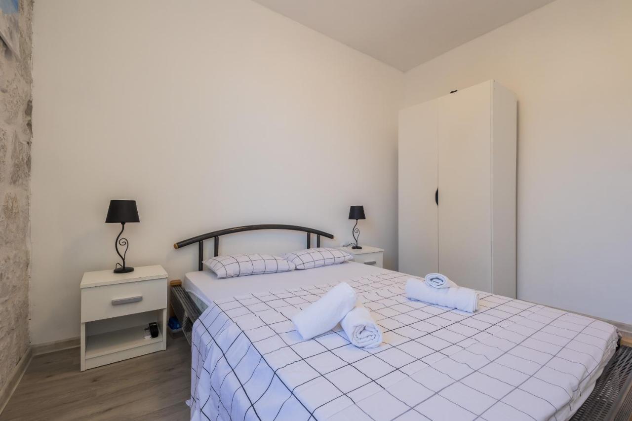 Seafront Apartments Karlo Kaštela Zewnętrze zdjęcie